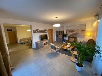 Apartament spatios cu 6 camere, 192 mp. utili in Prelungirea Ghencea 2