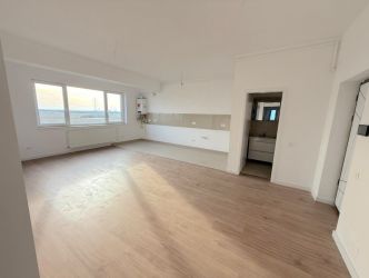 Apartament Spatios de 3 Camere - 90mp | Green Garden