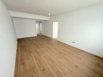 Apartament Spatios de 3 Camere cu priveliste - 103mp | Green Garden