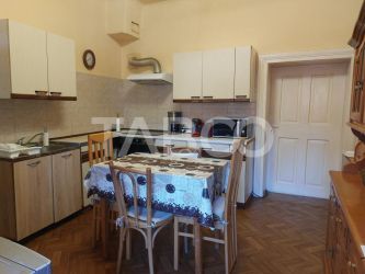 Apartament spatios la casa 97 mpu 3 camere 20 mp gradina pivnita 