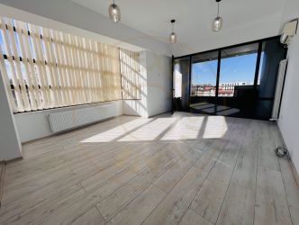 Apartament ultracentral, 2 camere Bd. Fratii Golesti-Pitesti