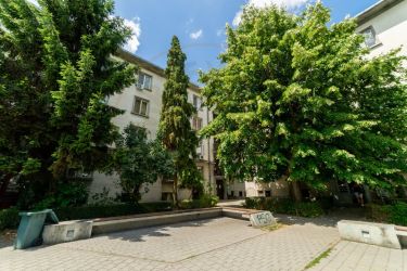 Apartament ultracentral - 2 camere - zona Primariei 