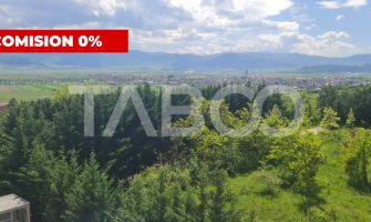 Apartamente cu curte langa padure priveliste spre munti si liniste