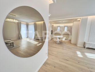 Apartamnent de tip penthouse cu 3 camere ultrafinisat in Floresti