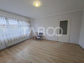 Apartment de vanzare 2 camere si balcon Cedonia Mihai Viteazul 