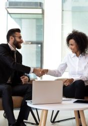 Aplică astăzi pentru oferta noastră de împrumut.