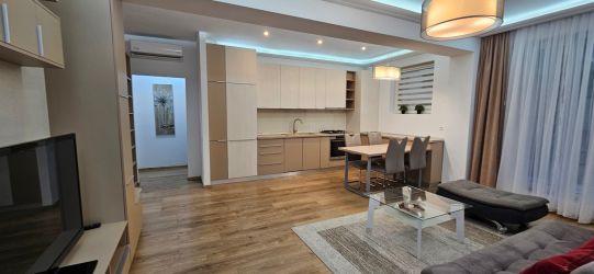 Apt. 2 camere de închiriat, Laguna Residence, loc de parcare si boxă i