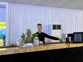 Bar mobil cocktail bar evenimente barman