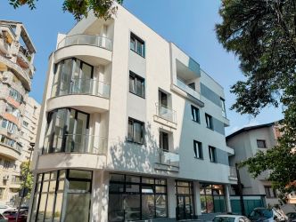 Bloc Piata Unirii - Pretabil rezidential, Airbnb, Hotel, Clinica medic