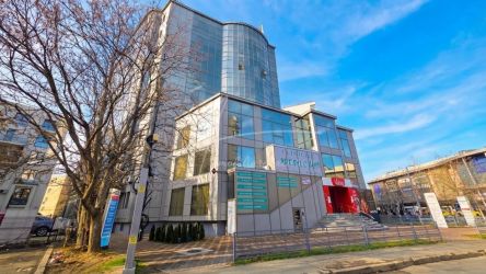 Bucuresti Mall Vitan, cladire de birouri clasa A