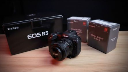 Canon EOS R5 / Nikon Z7