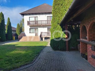 Casa 200 mpu 4 camere curte si gradina zona linistita Talmaciu