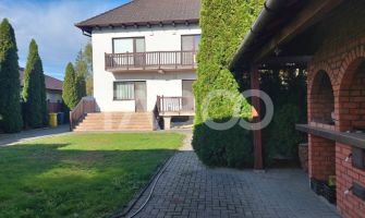 Casa 200 mpu 4 camere curte si gradina zona linistita Talmaciu