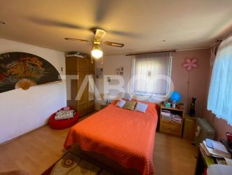Casa 4 camere 2 bai 225 mpu mobilata utilata curte Cetate Alba Iulia
