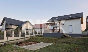 Casă 4 camere, beci și terasa, 128 mp, teren 359 mp – Pitești