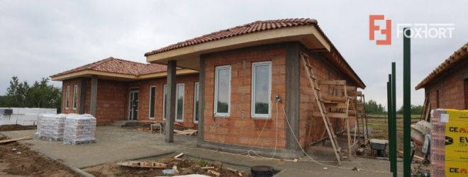 Casa 4 camere de vanzare Mosnita Noua - ID V283