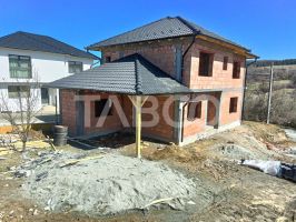 Casa 4 camere la alb - cu incalzire in pardosea - zona linistita