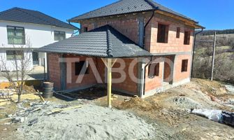 Casa 4 camere la alb - cu incalzire in pardosea - zona linistita