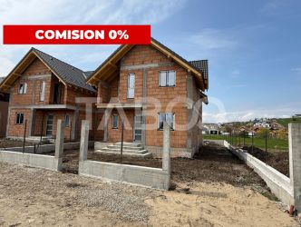 Casa 5 camere 3 bai terasa 22 mp curte libera 262 mp Sura Mare Sibiu
