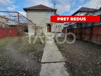 Casa 5 camere 374 mp utili + Anexa 75 mp in punctul 0 al Fagarasului
