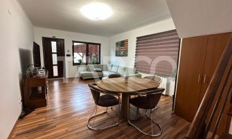 Casa 8 camere individuala curte libera 300mp zona Calea Poplacii Sibiu