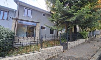 Casa Centrala de vanzare - Strada Rahovei Pitesti 