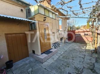 Casa cu 3 camere si pivnita de inchiriat in Sibiu - zona linistita