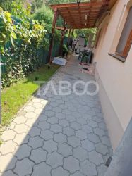 Casa cu curte de vanzare renovata si mobilata -  mutare imediata