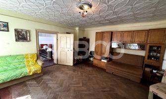 Casa  cu gradina de vanzare  si curte + pivnita zona Terezian Sibiu