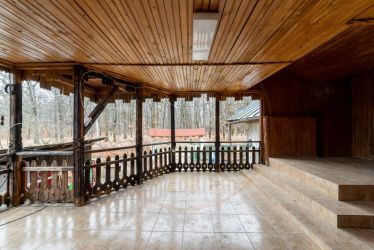 Casa cu lac priveliste superba spre padure 0% Comision