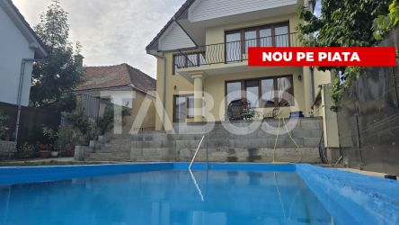 Casa cu piscina si curte libera 438mp de vanzare in Turnisor Sibiu