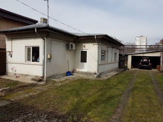 Casă cu teren si garaj de vânzare 900mp, Bucuresti, sector 4