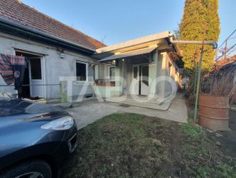 Casa curte comuna 4 camere zona centrala 160mp utili teren liber 489mp
