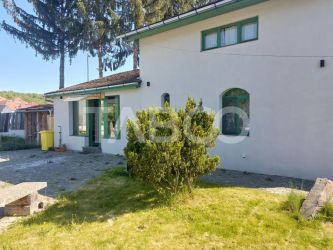 Casa de inchiriat 90 mp 3 camere curte 370 mp aproape de mall Cisnadie