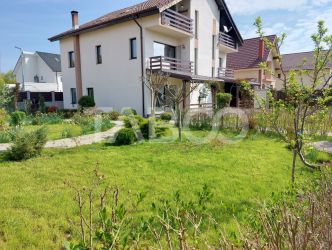 Casa de inchiriat cu 5 camere si 780 mp gradina langa padure in Sibiu