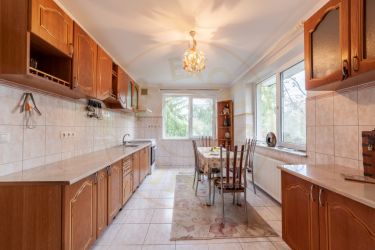 Casă de închiriat - Valea Mare  - Ștefănești 