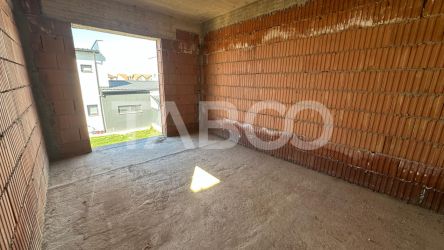 Casa de tip duplex 120 mpu 4 camere zona Selimbar Sibiu 