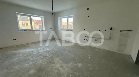 Casa de tip duplex 4 camere 140 mpu 2 bai zona Veterani in Sibiu