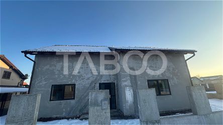 Casa de tip duplex 4 camere 140 mpu 2 bai zona Veterani in Sibiu