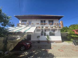 Casa de vanzare 260mp 7 camere si curte 113mp zona Trei Stejari Sibiu