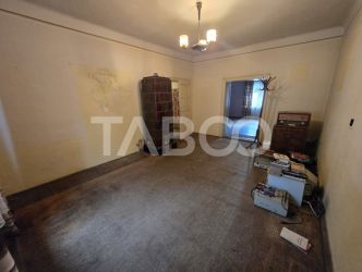 Casa de vanzare 3 camere 83mpu zona Piata Cluj Sibiu