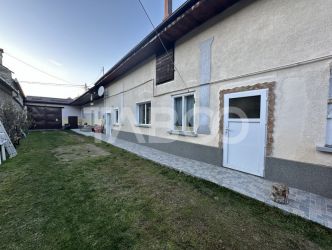 Casa de vanzare 4 camere anexe gospodaresti 884 mp teren in Vad