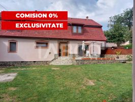 Casa de vanzare 4 dormitoare 1357 m curte terasa livada cu pomi Mohu