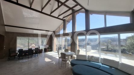 Casa de vanzare 405 mp utili 2 garaje 250 mp terase Slimnic Sibiu