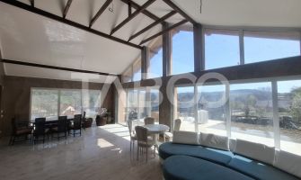 Casa de vanzare 405 mp utili 2 garaje 250 mp terase Slimnic Sibiu