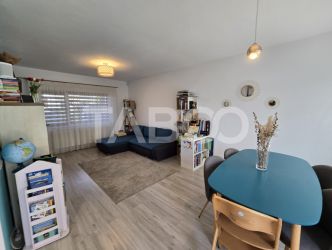 Casa de vanzare 5 camere 160mpu 3 bai 120mp teren liber zona Selimbar