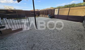 Casa de vanzare cu 6 camere 2 parcari curte libera 200 mp in Selimbar