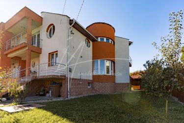 Casa de vânzare în cartierul Buna Ziua