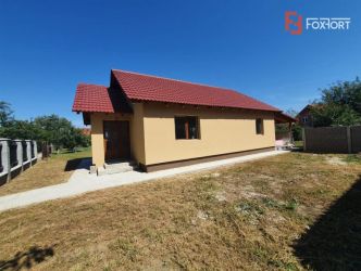 Casa de vanzare in Sanmihaiu Roman - ID V464