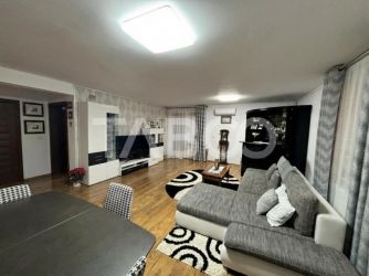 Casa de vanzare individuala cu 3 camere 500 mp teren Sura Mare